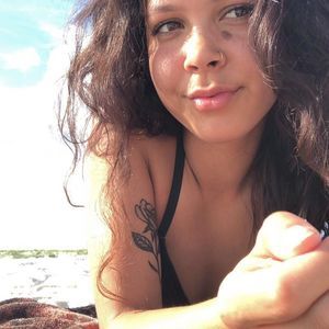 Meet your Posher, Riley